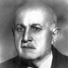 Foto como presidente de gimnasia del 1929. Fuente: www.gimnasia.org.ar